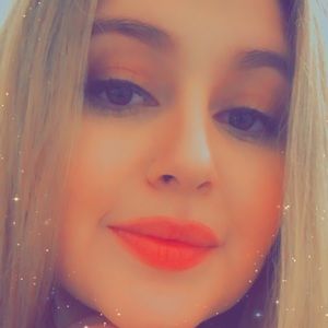 Meet your Posher, Jasmin